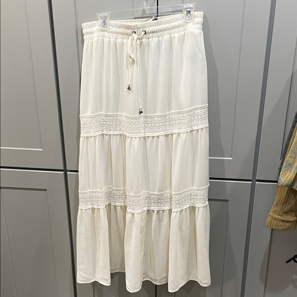 Frye Cream Maxi Skirt with Lace Detail